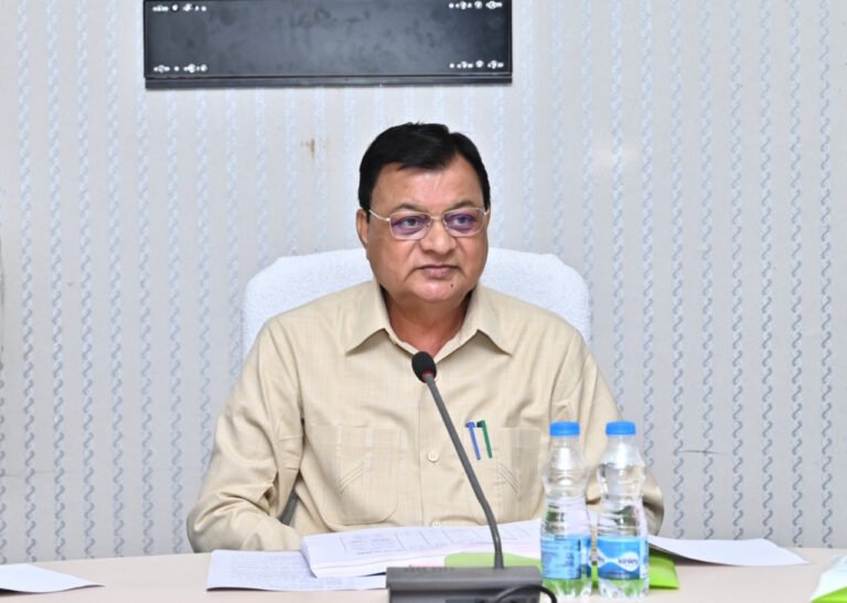 वाणिज्य, उद्योग मंत्री 1 अक्टूबर को वरिष्ठ नागरिकों के सम्मान समारोह में होंगे शामिल