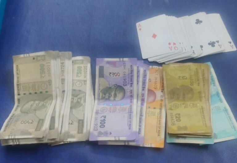 जांजगीर-चांपा:-थाना मुलमुला क्षेत्र में जुआ खेल रहे 10 जूवारियों को पकड़ने में थाना मुलमुला पुलिस को मिली सफलता