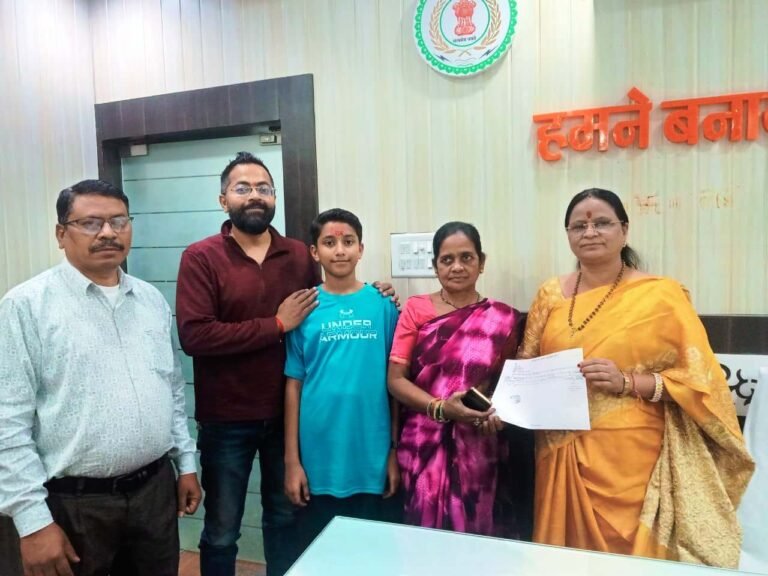 KORBA:-यूपीएससी मुख्य परीक्षा उत्तीर्ण करने वाले राज पटेल को महापौर ने प्रदान की 01 लाख रू. की प्रोत्साहन राशि…..