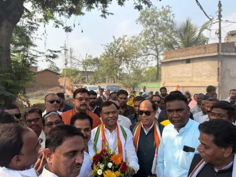 KORßA:-ग्राम जवाली में कांग्रेस का शक्ति प्रदर्शन….दीपक बैज ने कहा कि कांग्रेस की असली ताकत गांव-गांव तक फैला मजबूत संगठन….कार्यकर्ताओं से आह्वान किया