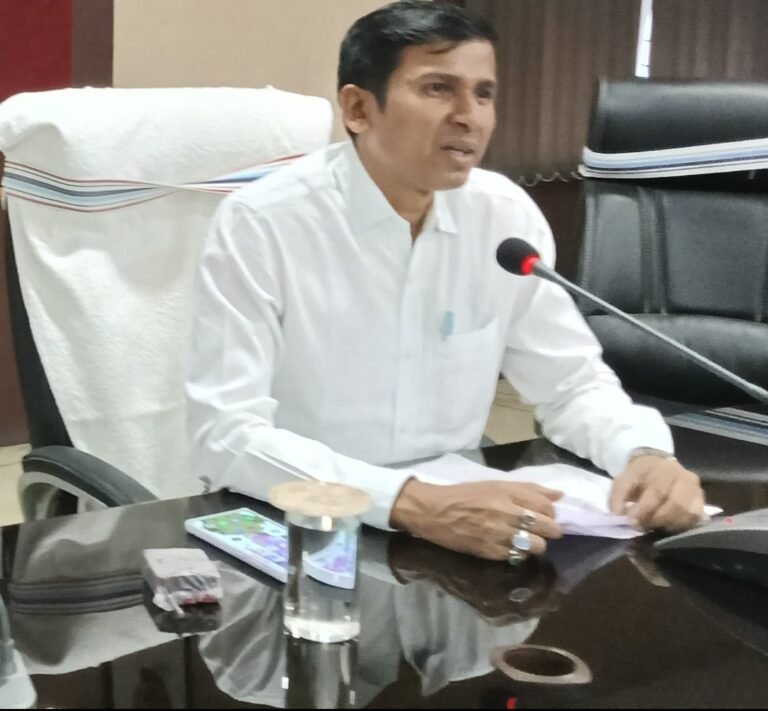 KORßA:-पीएम श्री विद्यालयों को उन्नत करने के लिए नियमित करें निरीक्षण – सीईओ दिनेश कुमार नाग