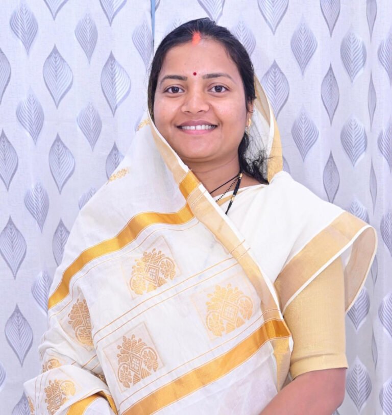 प्रधानमंत्री नरेंद्र मोदी के आह्वान से प्रेरित होकर मंत्री श्रीमती लक्ष्मी राजवाड़े ने छोड़ा विशेष प्रोटोकॉल वाहन….