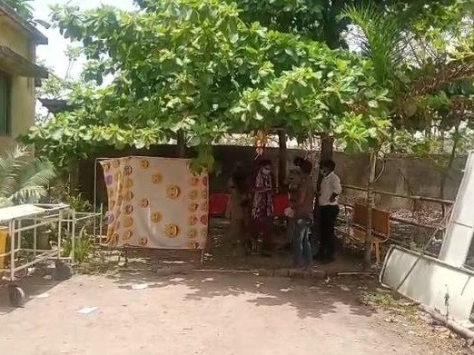 KORßA:-घर के अंदर मिली महिला की संदिग्ध परिस्थितियों में लाश-पुलिस की जांच जारी .…