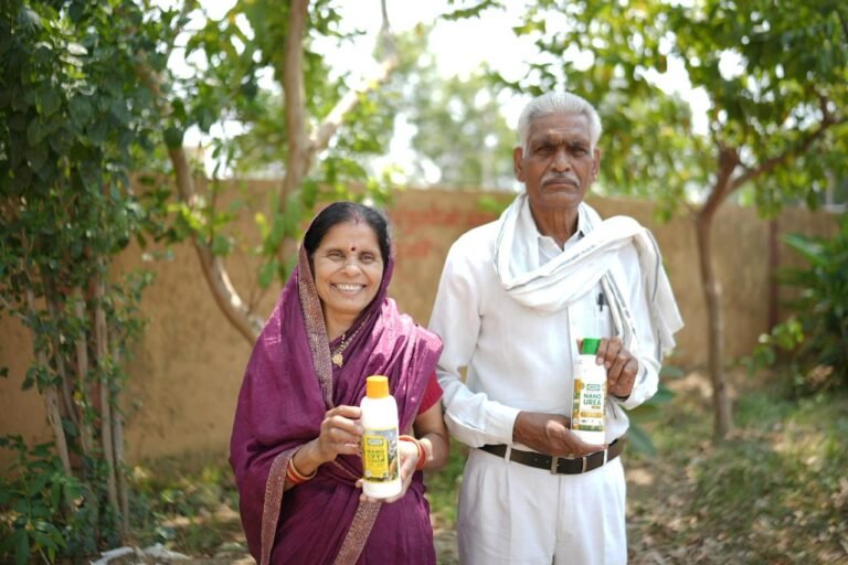 KORßA:-सुशासन में आधुनिक कृषि को बढ़ावा, कम लागत में बढ़ी उपज और गुणवत्ता….नैनो उर्वरक से बदली खेती की तस्वीर, किसान राममनोहर सोनी को मिल रहा अधिक उत्पादन और बेहतर लाभ