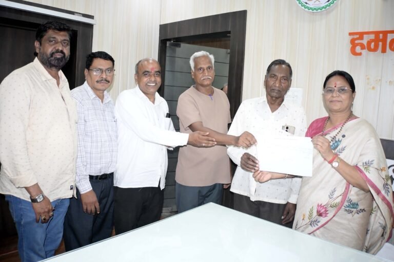 KORBA:-रथयात्रा आयोजन हेतु समिति को 03 लाख रूपये प्रदान किया महापौर ने