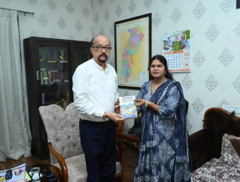 KORßA:-व्याख्याता विमला भास्कर की लिखित पुस्तक का महामहिम राज्यपाल ने किया विमोचन