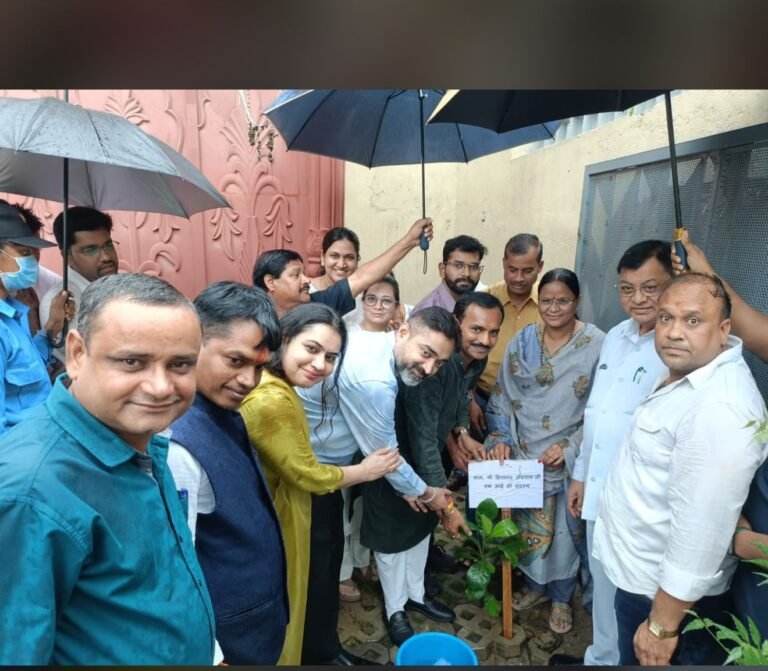 KORßA:-उपचार से आगे बढ़कर मानवता की मिसाल……शिवाय हॉस्पिटल में सेवा, समर्पण और संवेदना के साथ मनाई गई डॉ. श्यामा प्रसाद मुखर्जी की 125वीं जयंती….