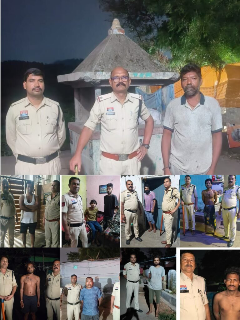 KORBA:-सजग कोरबा, सतर्क कोरबा” अभियान: देर रात गुंडे और निगरानी बदमाशों के घरों पर कोरबा पुलिस की सघन चेकिंग……..कोरबा पुलिस का संदेश साफ है — अपराधियों के लिए जिले में कोई जगह नहीं है।