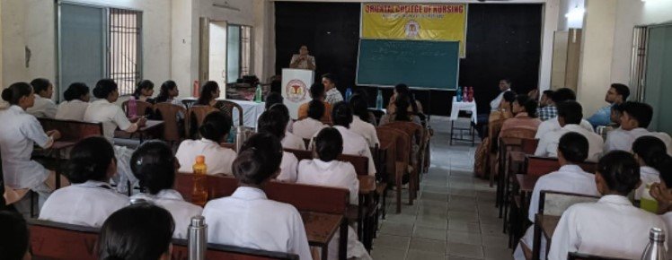 KORBA:-120 नर्सिंग छात्र-छात्राओं को साइबर अपराध से बचाव हेतु दी गई जानकारी…..