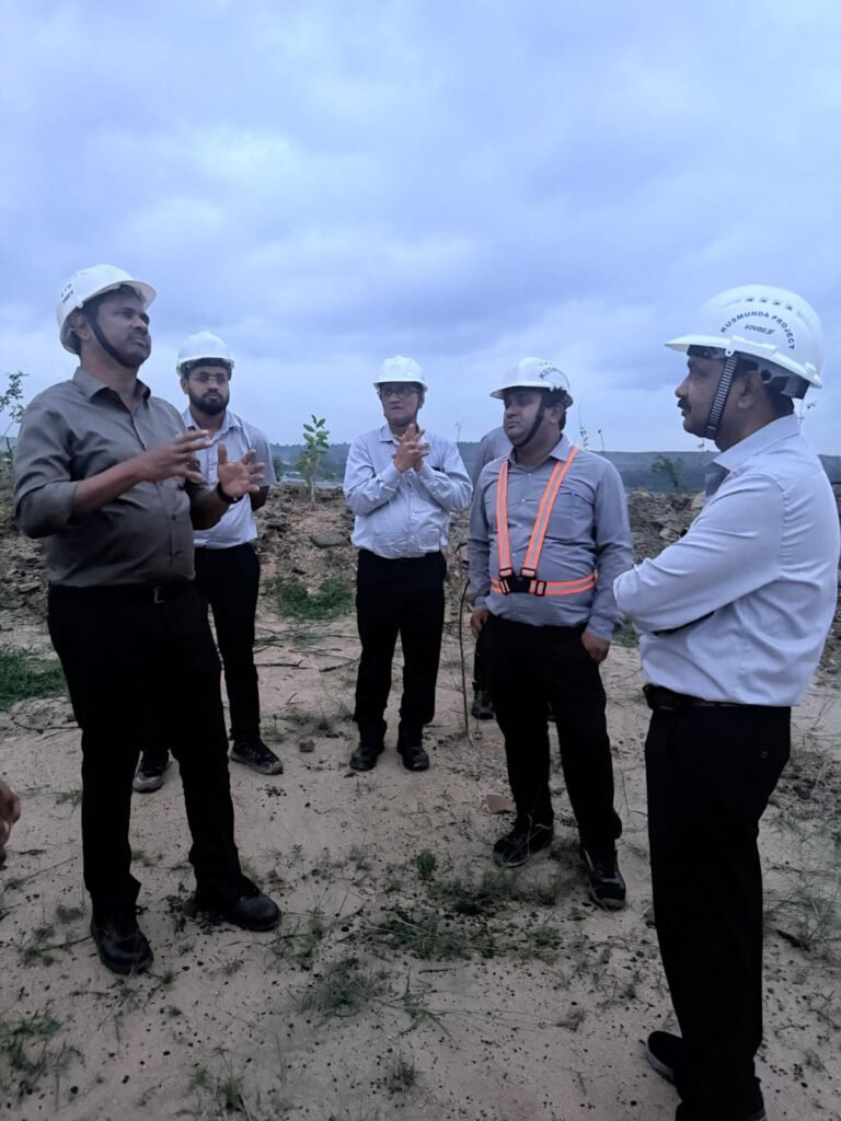 SECL के निदेशक (तकनीकी) ने सराईपाली, मानिकपुर और कुसमुंडा का किया दौरा, सुरक्षा और उत्पादन की समीक्षा