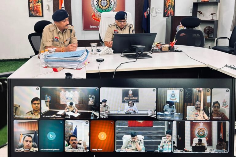 KORBA:-राम गोपाल गर्ग पुलिस महानिरीक्षक बिलासपुर रेंज ने ली रेंज स्तरीय समीक्षा बैठक……पारदर्शिता, लंबित मामलों के त्वरित निपटारे और तकनीक के 100% उपयोग पर विशेष जोर