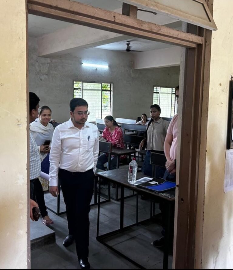 KORBA:-स्वास्थ्य विभाग में संविदा भर्ती परीक्षा शांतिपूर्ण ढंग से हुई सम्पन्न….सीईओ जिला पंचायत ने किया परीक्षा केंद्रों का निरीक्ष