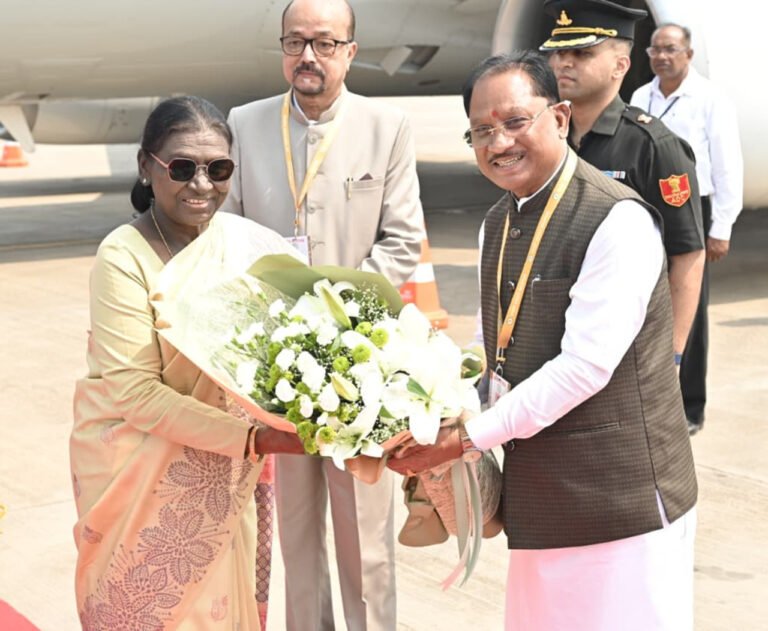 रायपुर : राष्ट्रपति श्रीमती द्रौपदी मुर्मु का छत्तीसगढ़ की पावन धरा पर आत्मीय स्वागत