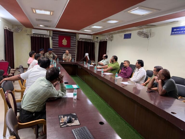 KORBA: दीपावली पर सराफा व्यापारियों की सुरक्षा को लेकर लूट एवं उठाईगिरी की घटनाओं को रोकने कोरबा पुलिस अलर्ट, बैठक में दिए सुरक्षा निर्देश…..